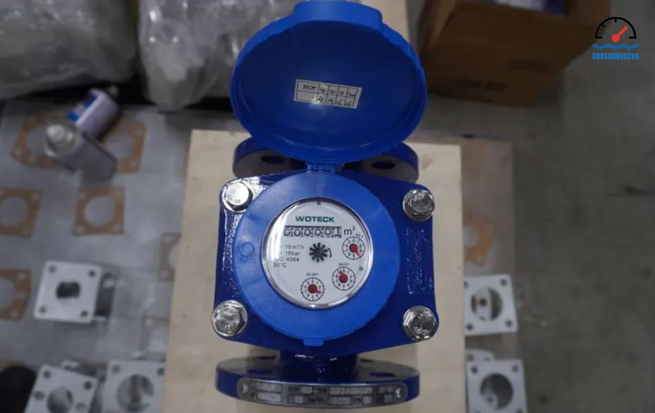 đặc điểm của đồng hồ nước dn250